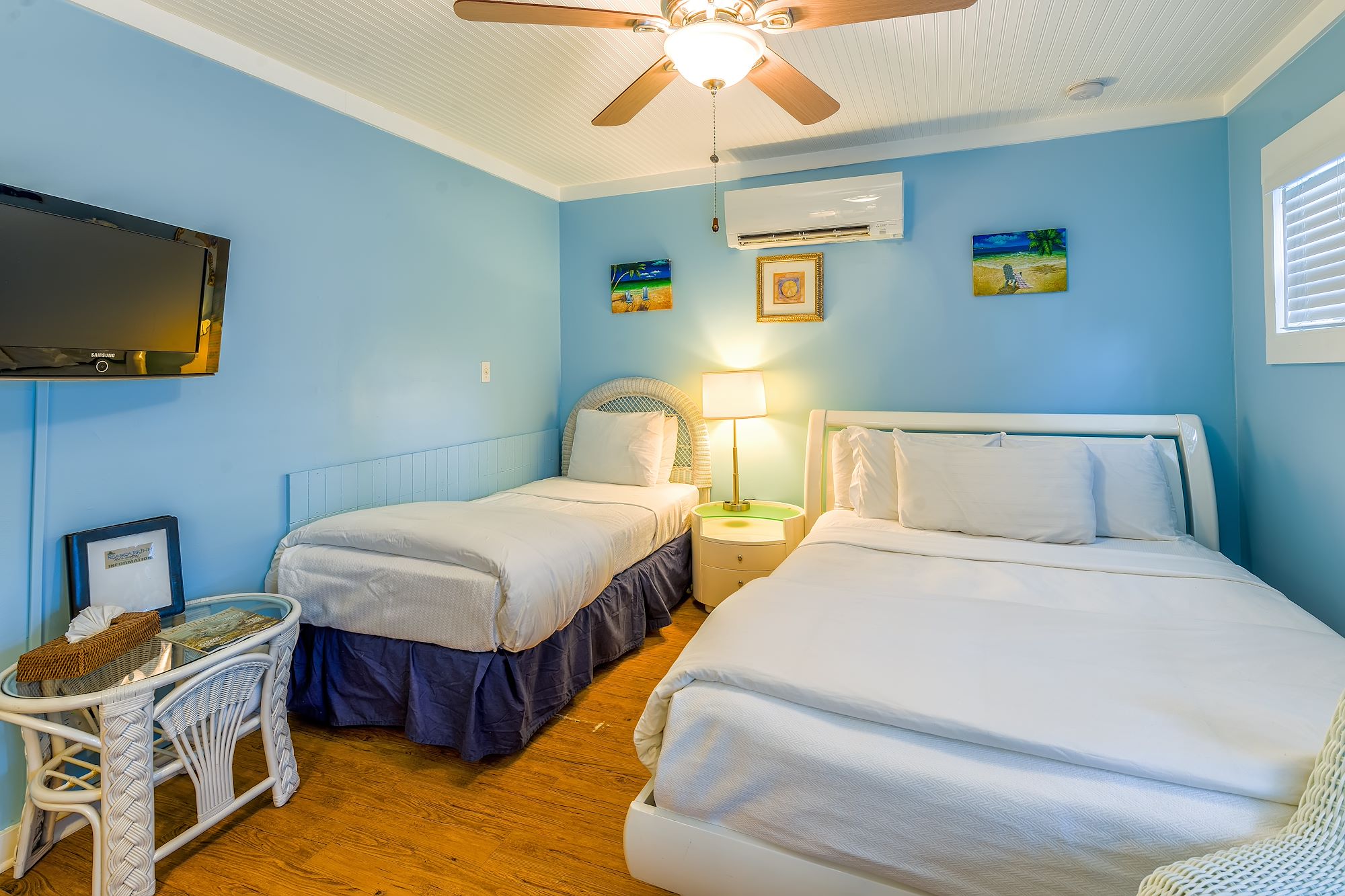Our Poolside Queen Guest Room with Twin Bed in Key West